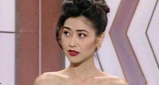 娱乐圈吃瓜喜剧女星是谁,揭秘喜剧女星背后的故事