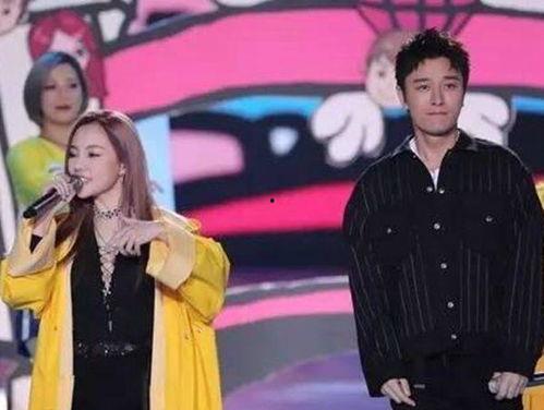 娱乐圈吃瓜博主直播,揭秘明星幕后故事，带你领略娱乐圈真实一面